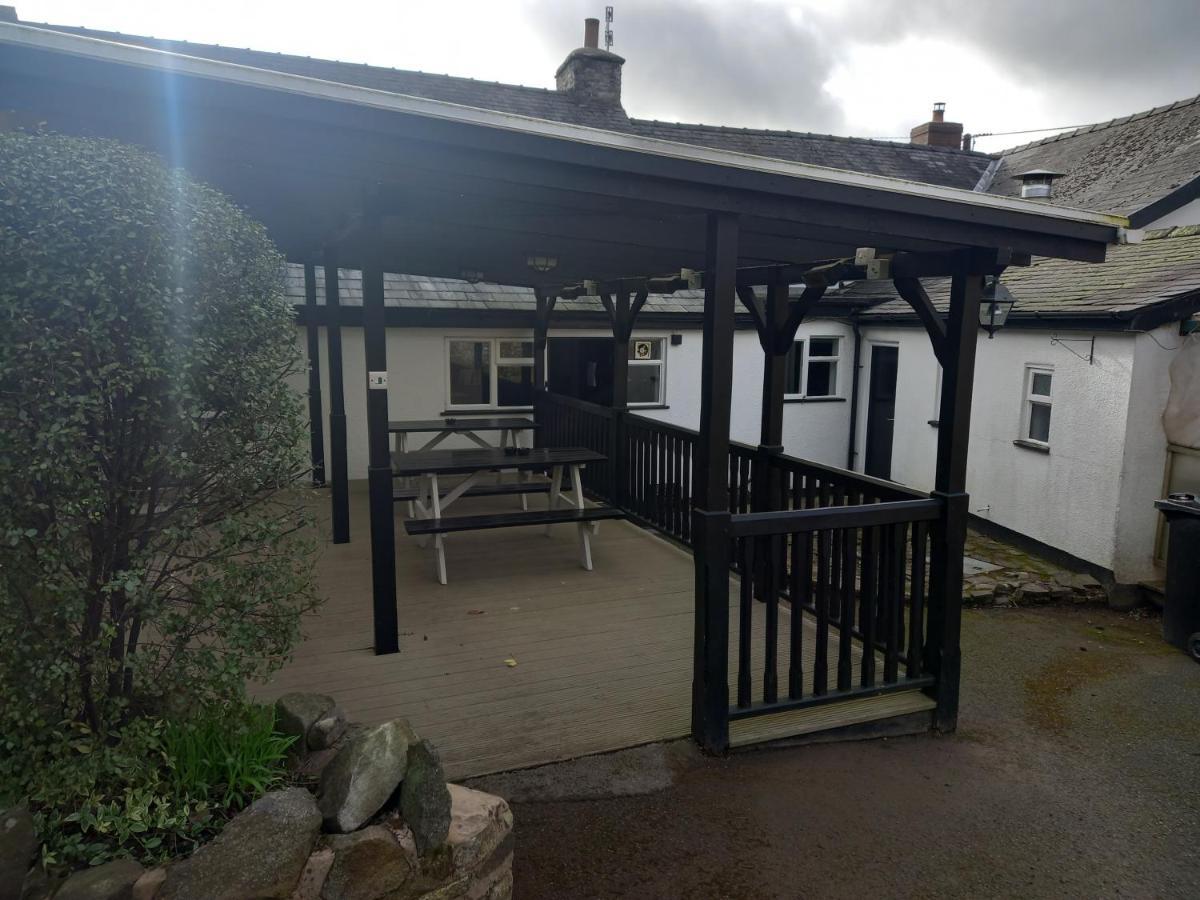 The Crown Inn Wentnor Buitenkant foto