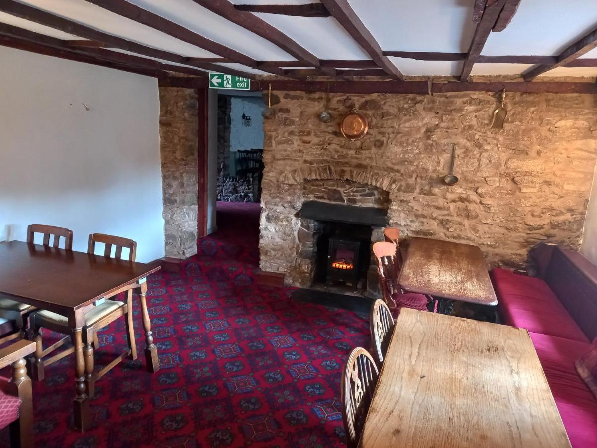 The Crown Inn Wentnor Buitenkant foto