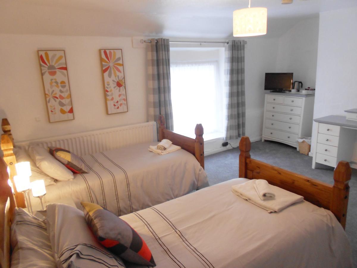 The Crown Inn Wentnor Buitenkant foto