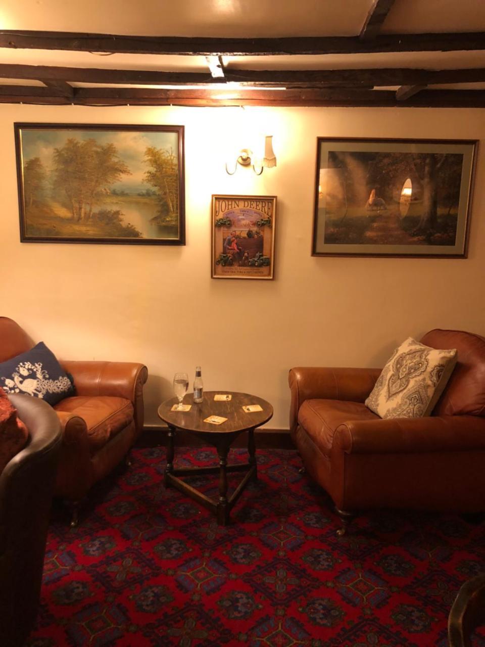 The Crown Inn Wentnor Buitenkant foto